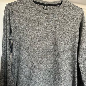Athleta gray long sleeves shirt